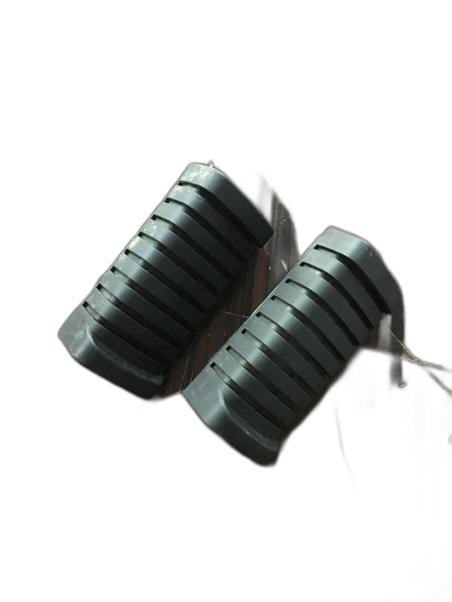 Yuki Drag 200 Sürücü Basamak Lastigi Takım