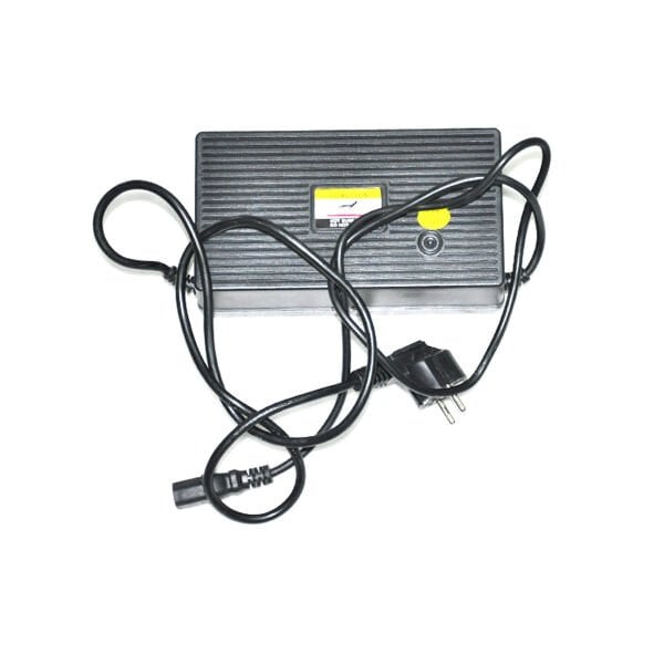 Yuki Şarj Aleti 72v 20AH