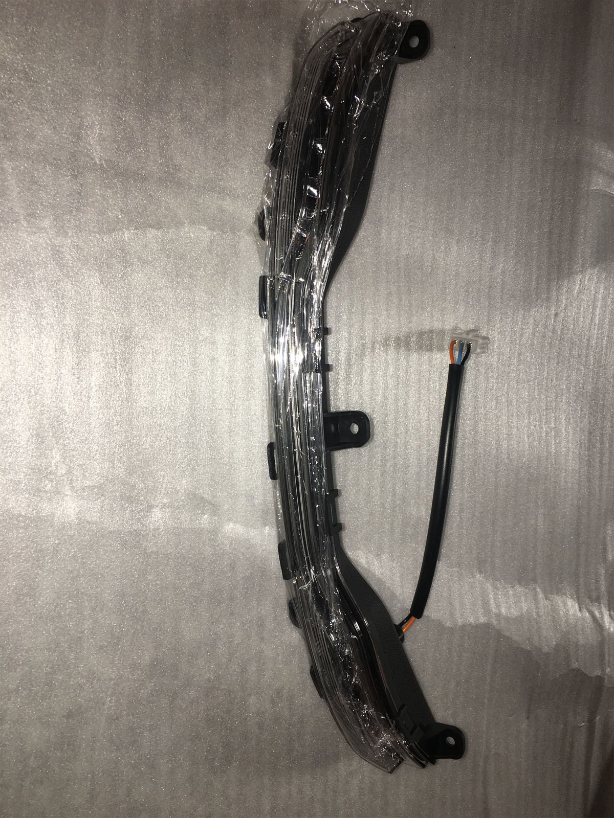 Yuki YK-37 Eos Ön Sinyal