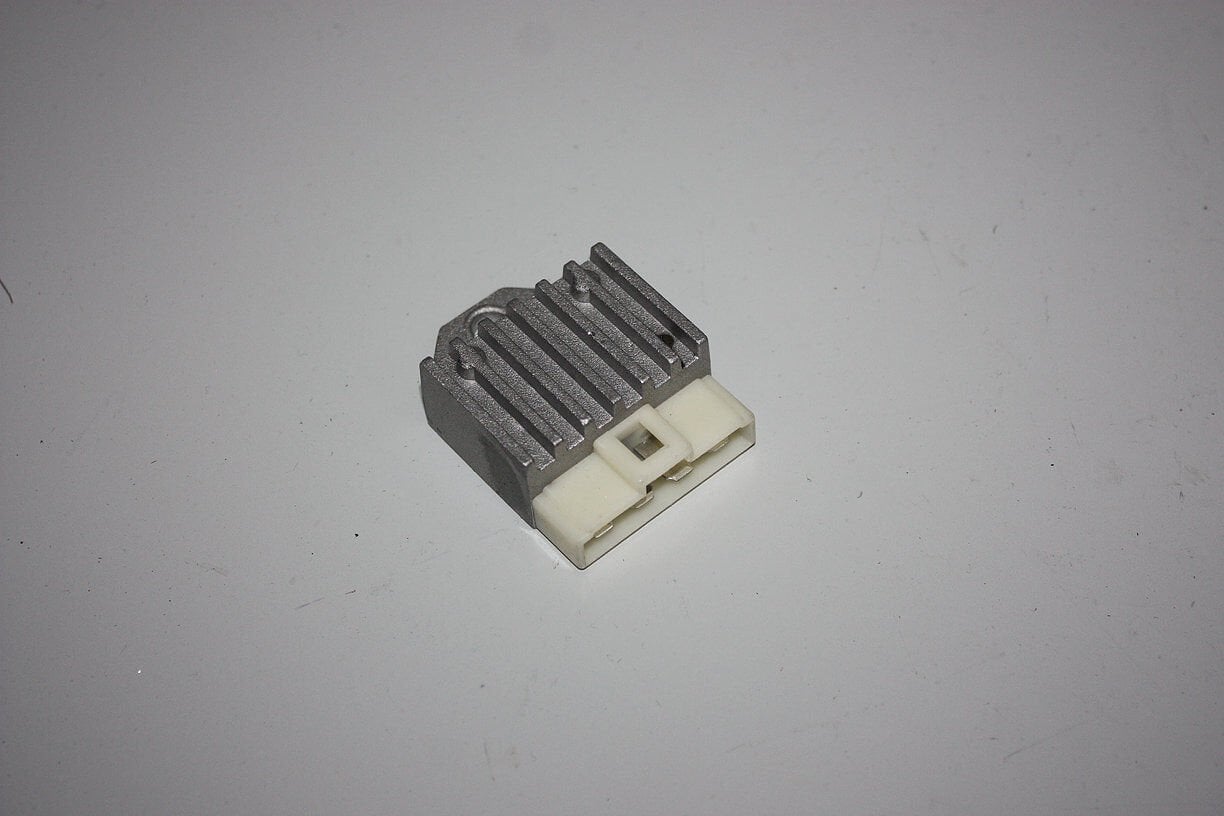 Yuki Casper 50 cc Konjektör